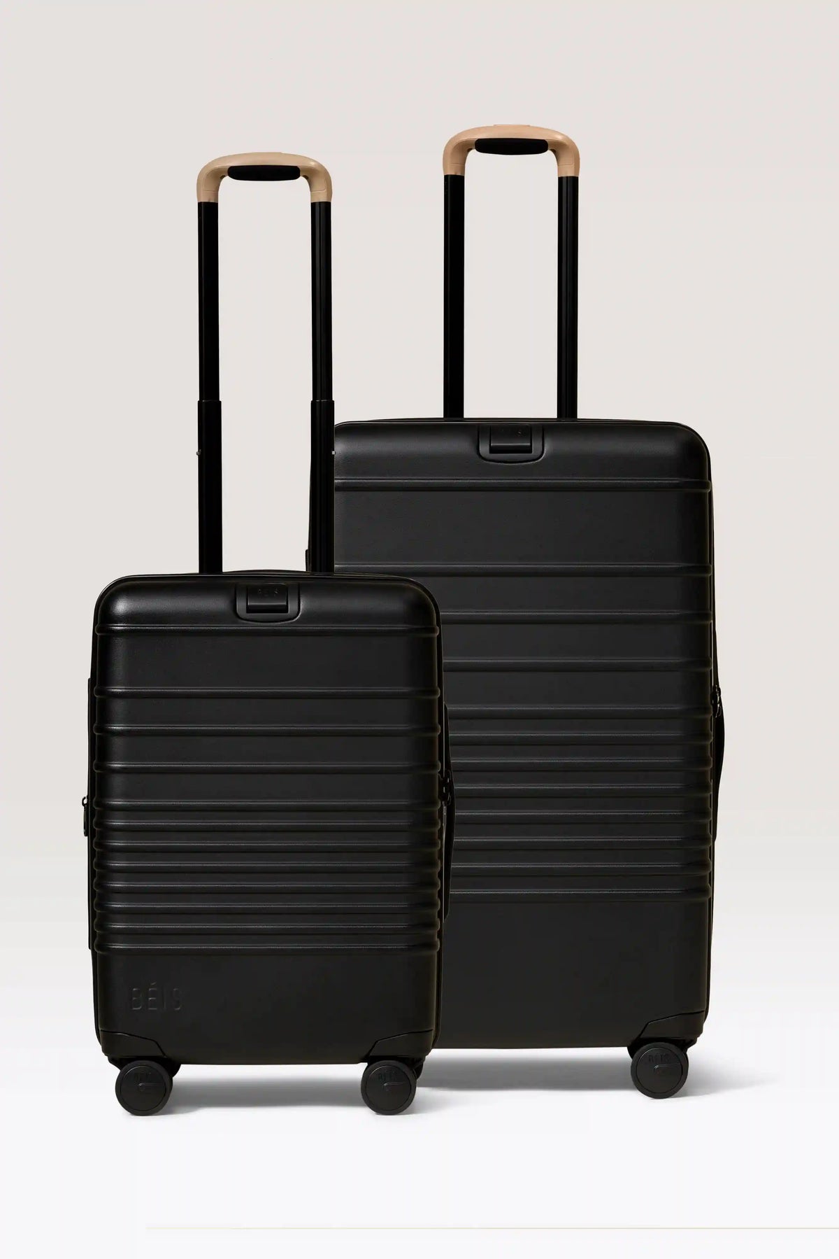 The Medium Luggage Starter Set